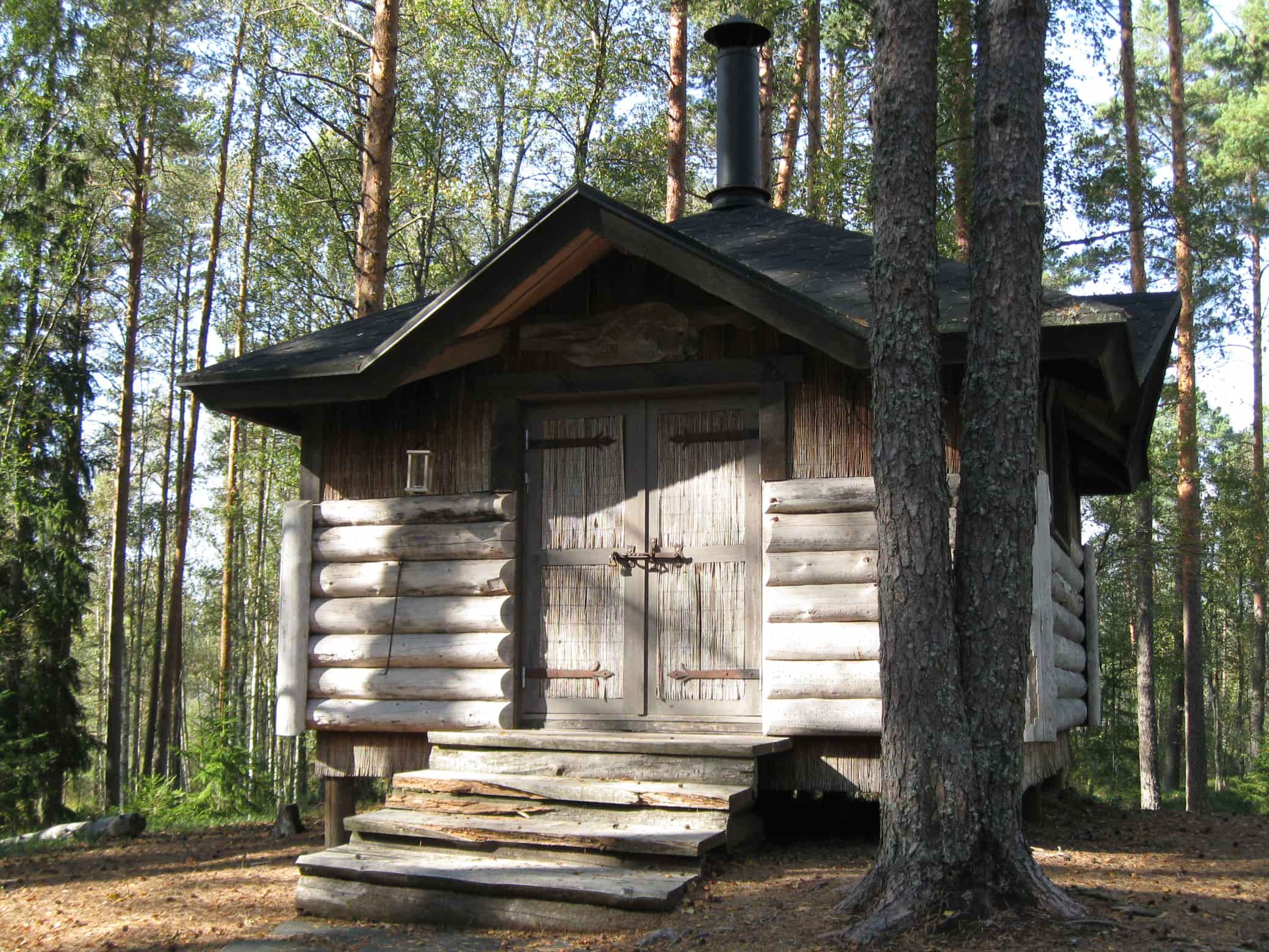 Metsäjärven varauskota.